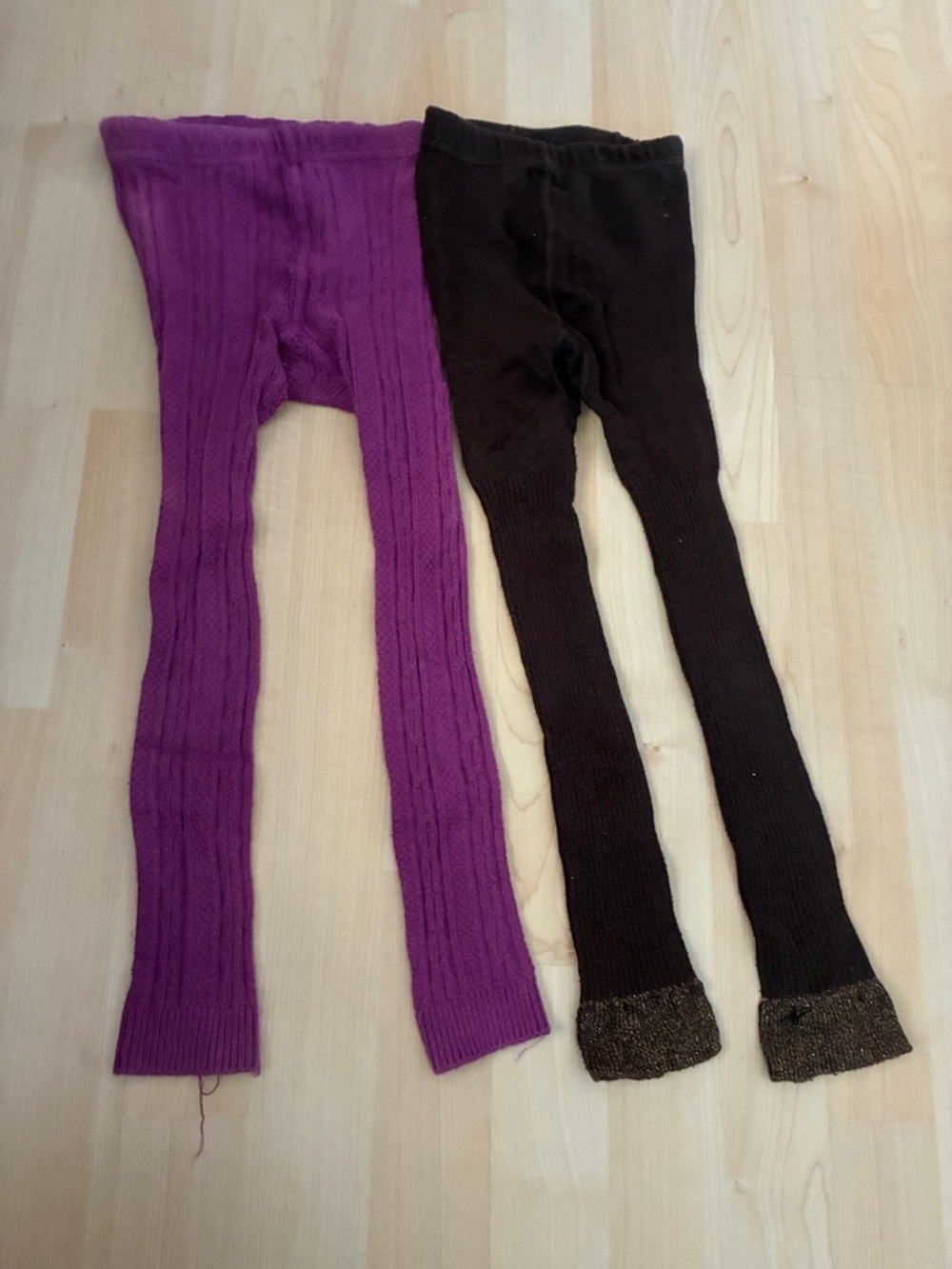 Mini Boden Cable Knit Tights in Purple and Brown